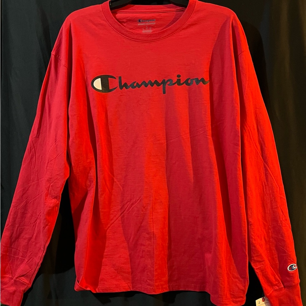 Champion long sleeved T-shirt